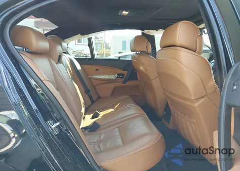 2007 BMW M5 из США, поврежденный, VIN WBSNB93537CX07705